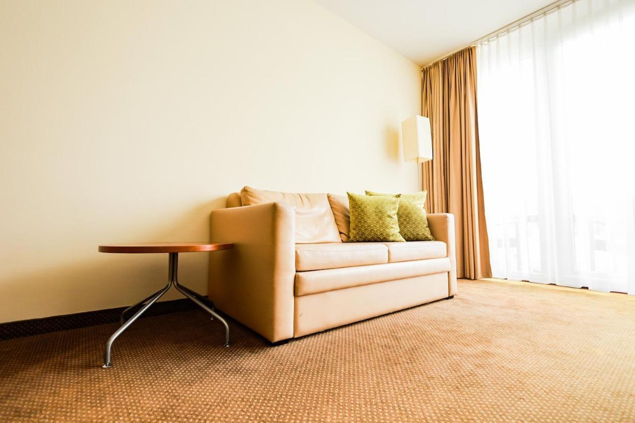 Seehotel Sued By S4Y Velden am Worthersee Bagian luar foto
